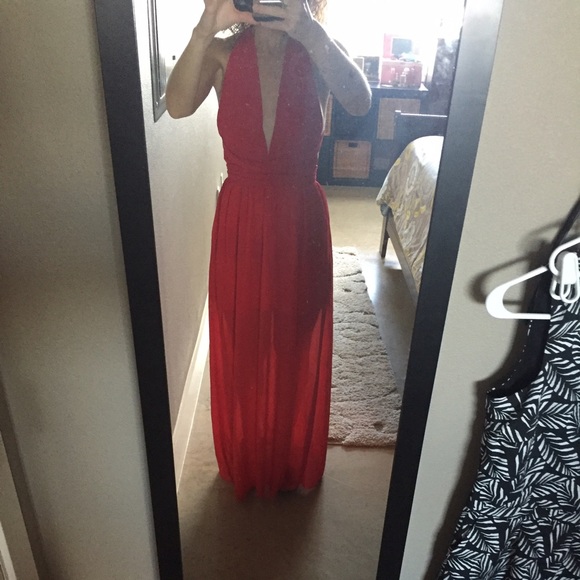 Dresses & Skirts - Red Maxi dress - Brand New Never Worn - Size Small