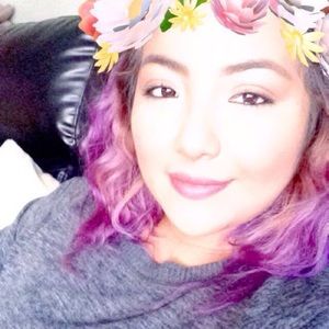 Meet your Posher, Kimberly