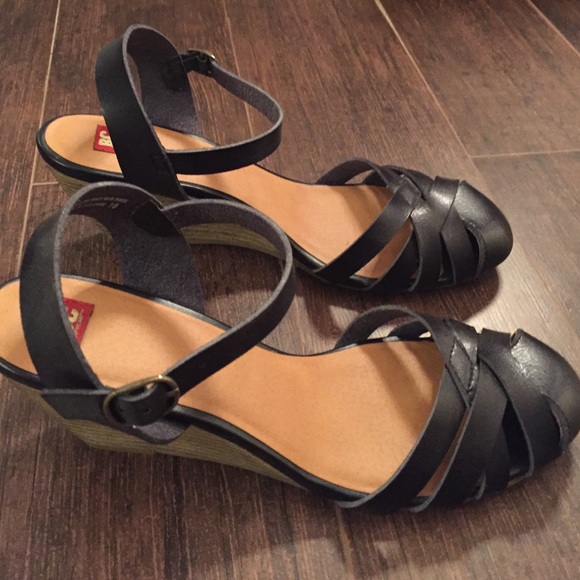 Black wedge sandal - Picture 2 of 4