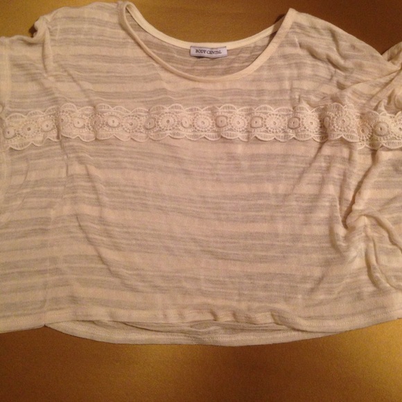 flowy body central top