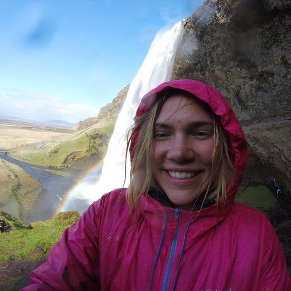 Meet your Posher, Charlotte - Picture 2 of 2