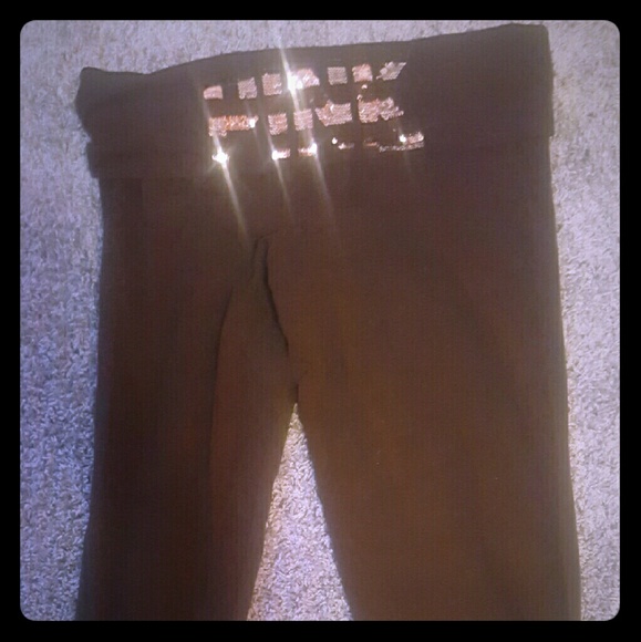 Yoga pants
