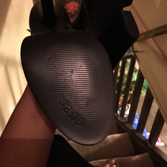 Guess open toe boots - Picture 2 of 3