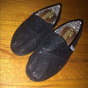 Women's Toms Size 6.5