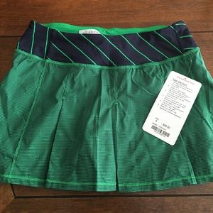 NWT Lululemon Size 4 Fast Cat skirt