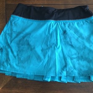 Size 4 Lululemon Run Pacesetter Skirt