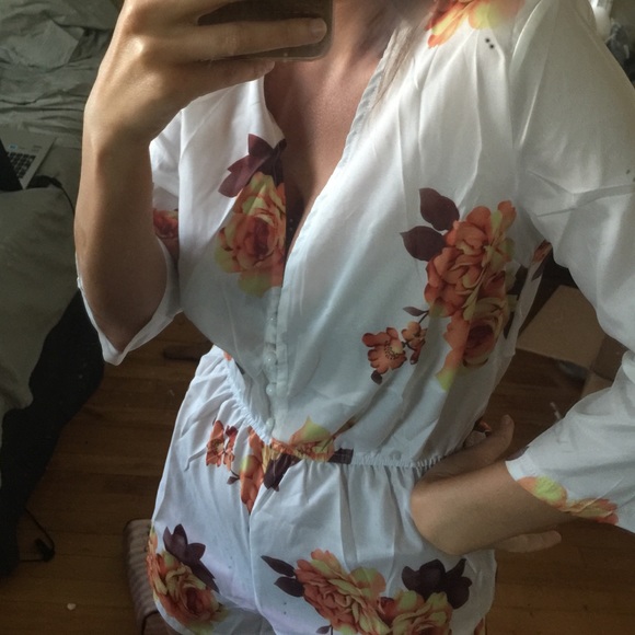 FLORAL CHIFFON ROMPER - Picture 4 of 4