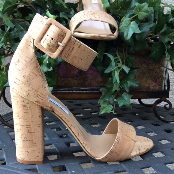 ❌❌ SOLD! ❌❌  DVF "Ulrica" Sandals - Picture 2 of 5