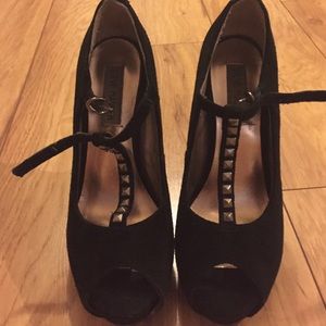 Steve Madden Black Suede Pumps with metal studs
