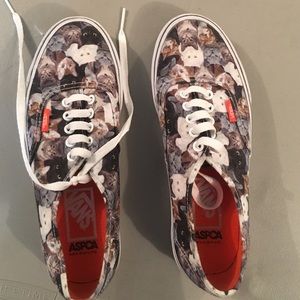 Vans cat shoes