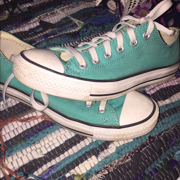 Converse! - Picture 2 of 4