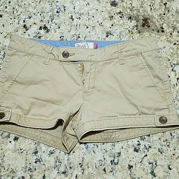Khaki shorts