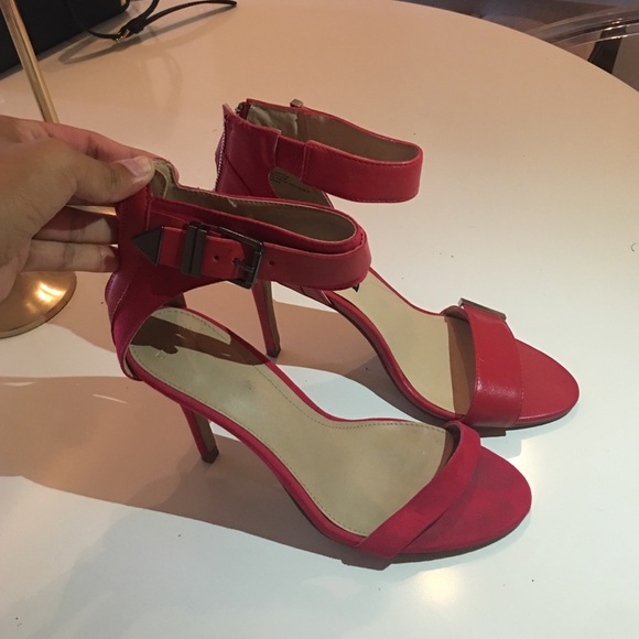 Lizete Steven by Steve Madden heels
