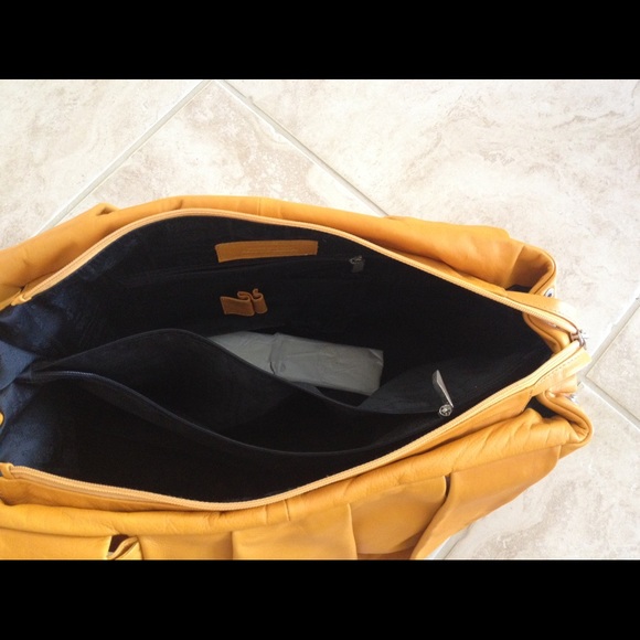 Renato Angi handbag. - Picture 3 of 4