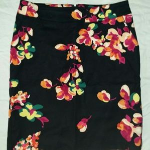 ⓂFloral Print Pencil skirt