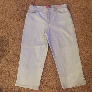 🌸SALE🌸Gloria Vanderbilt capris