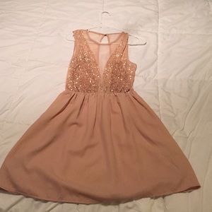 Forever 21 blush sequin minindress medium