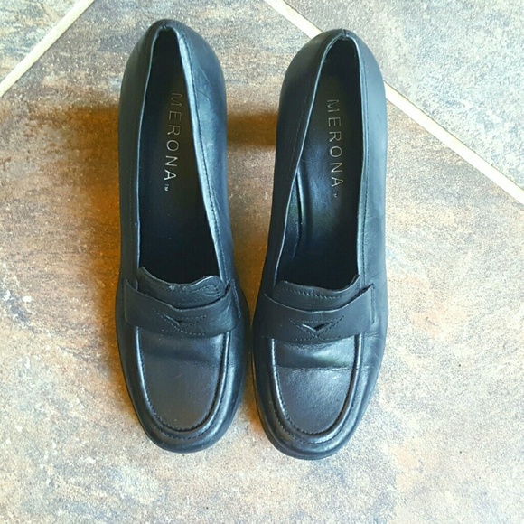 Merona Black Leather Heeled Loafer Shoes