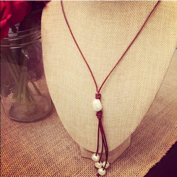 NEW Pearl Leather Tassel Cluster Long Necklace