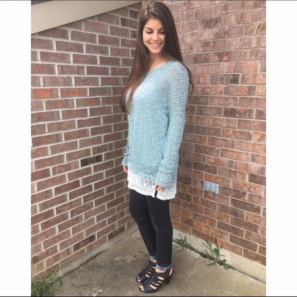 ▫️SOLD OUT▫️Jade Sweater - Picture 3 of 4