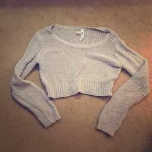 Cropped grey sweater