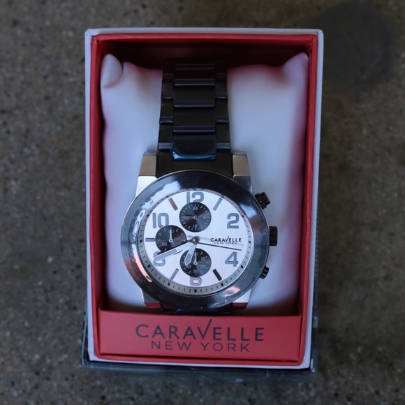 Caravelle New York watch