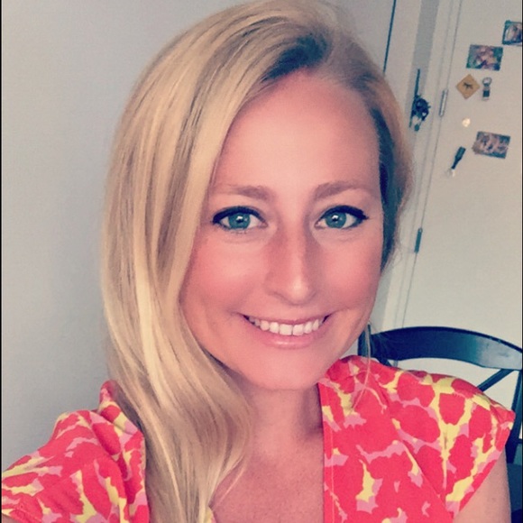 Meet your Posher, Kara