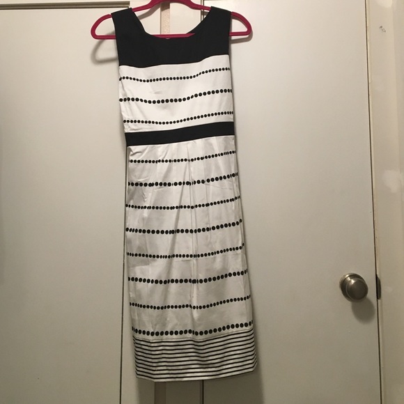 Maternity sheath dress