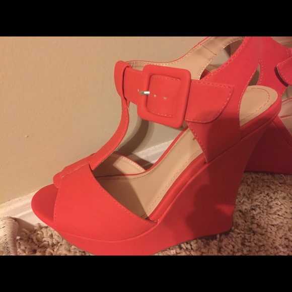 NWT CORAL SHOES - Picture 3 of 4