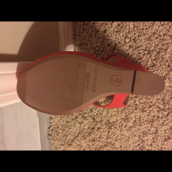 NWT CORAL SHOES - Picture 4 of 4