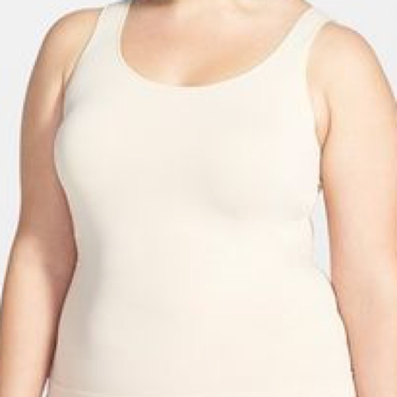 ⭐️PRICE DROP⭐️Shimera Seamless Tank NWOT