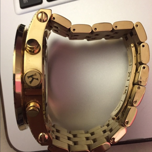 Watch - Picture 3 of 4