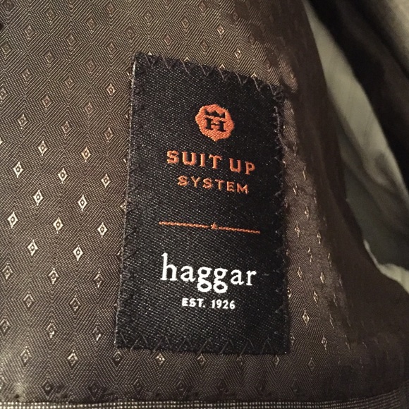 Mens Suit 44L jacket, 36x34 pants - Picture 2 of 4