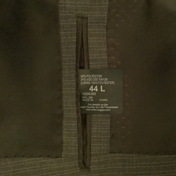 Mens Suit 44L jacket, 36x34 pants - Picture 3 of 4