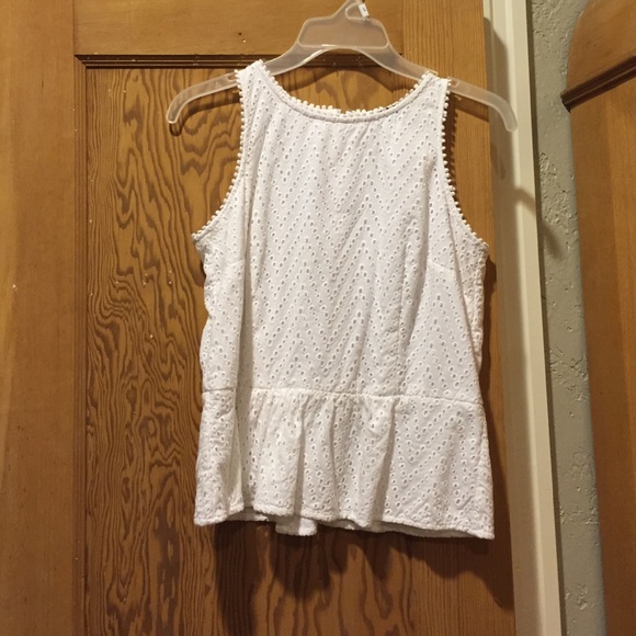 ann taylor size SMALL peplum top!