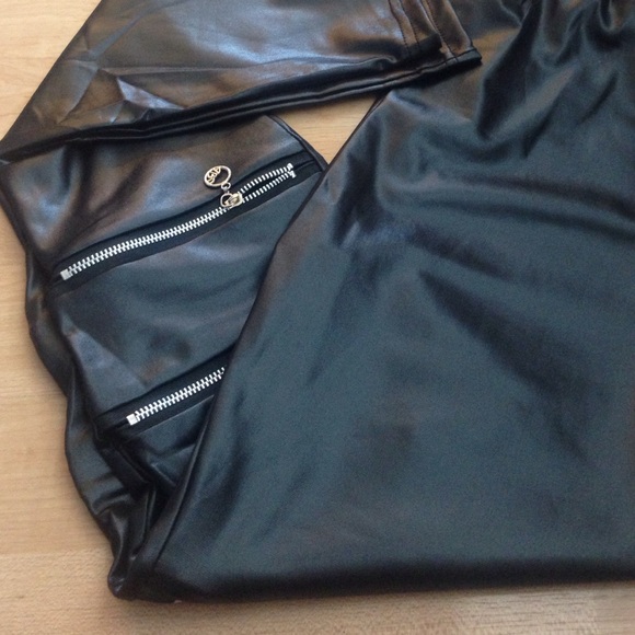 🔥SEXY Faux leather leggings - Picture 3 of 4