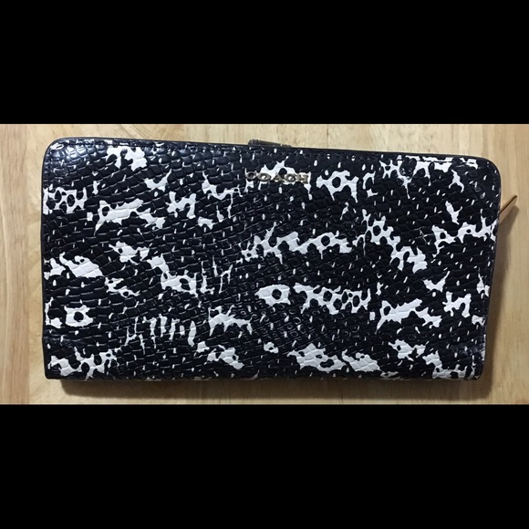 ▪️Coach Black&White Wallet▫️