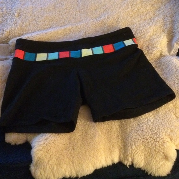 Lululemon stretch running shorts