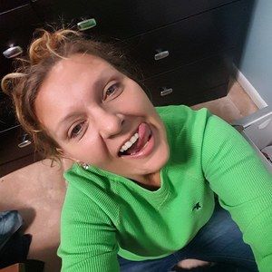 Meet your Posher, Sherry