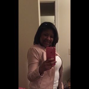 Meet your Posher, Sheria