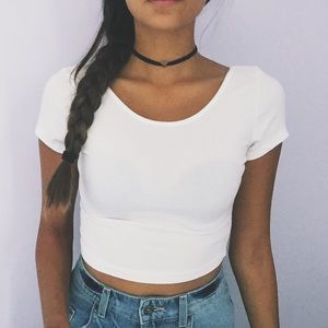Brandy Melville Crop Top Tshirt
