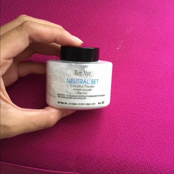 Ben Nye Natural colorless powder