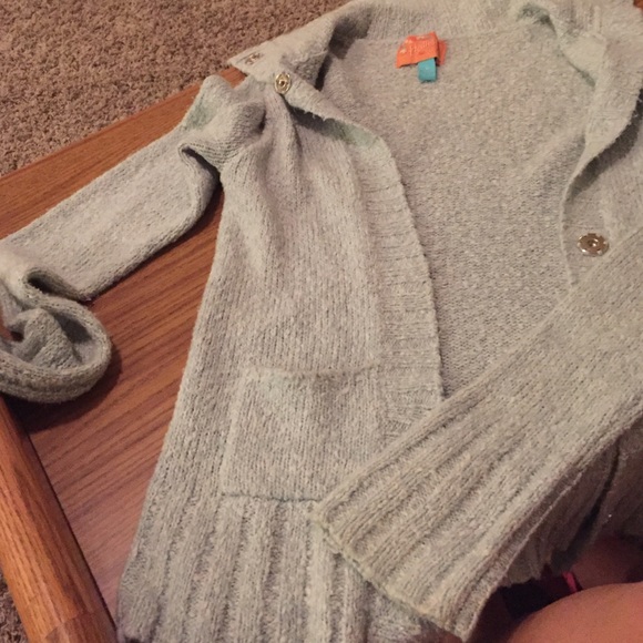 Hollister button up sweater - Picture 3 of 4