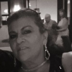 Meet your Posher, Delphina