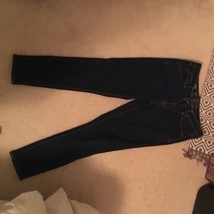 mossimo dark wash skinny capris