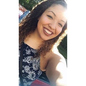 Meet your Posher, Marisa