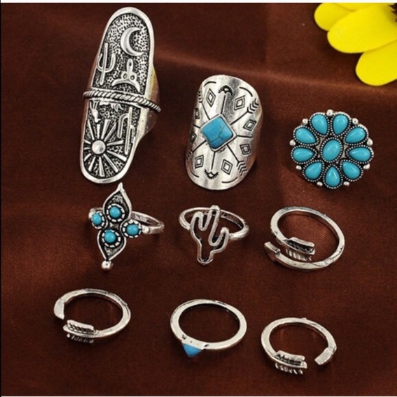3 SETS LEFT Antique silver boho ring set - Picture 3 of 3