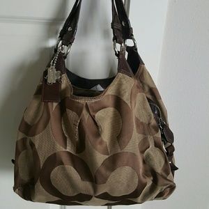 Large Coach hobo with lavender lining