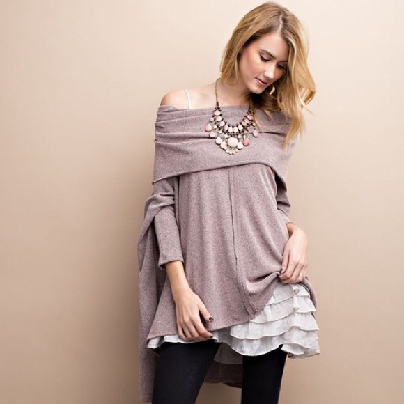 Chic off the shoulder - Picture 4 of 4