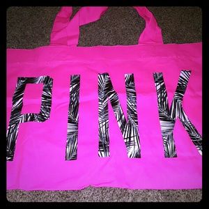 NWOT Hot pink Victoria's Secret PINK gym bag